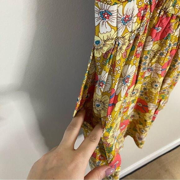 Lily Rose Short Sleeve Cross Back Romper - Picture 10 of 14